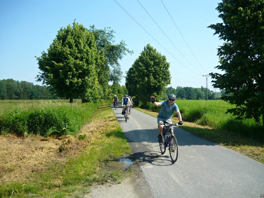 img00004.jpg